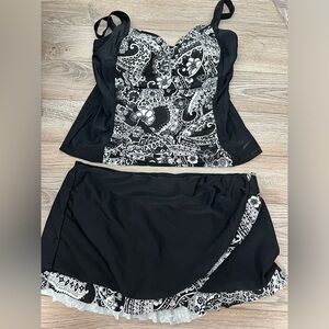 Liz Claiborne 2 piece black and white paisley Bathing Suit